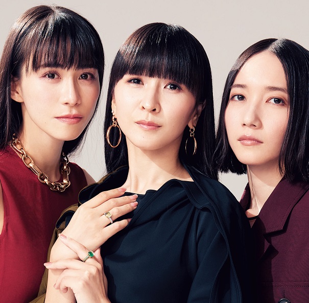 2420-Perfume1-0.jpg