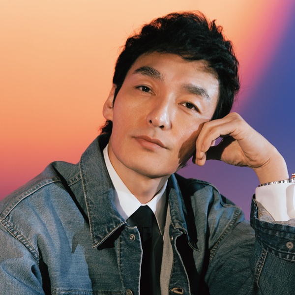 草彅剛が体現する日本映画へのオマージュとリスペクト。Netflix映画『新幹線大爆破』で主人公に