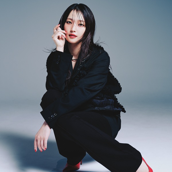 待望のメジャーデビュー！ 鞘師里保「模索し続ける人生も“最高”だと思いたい」