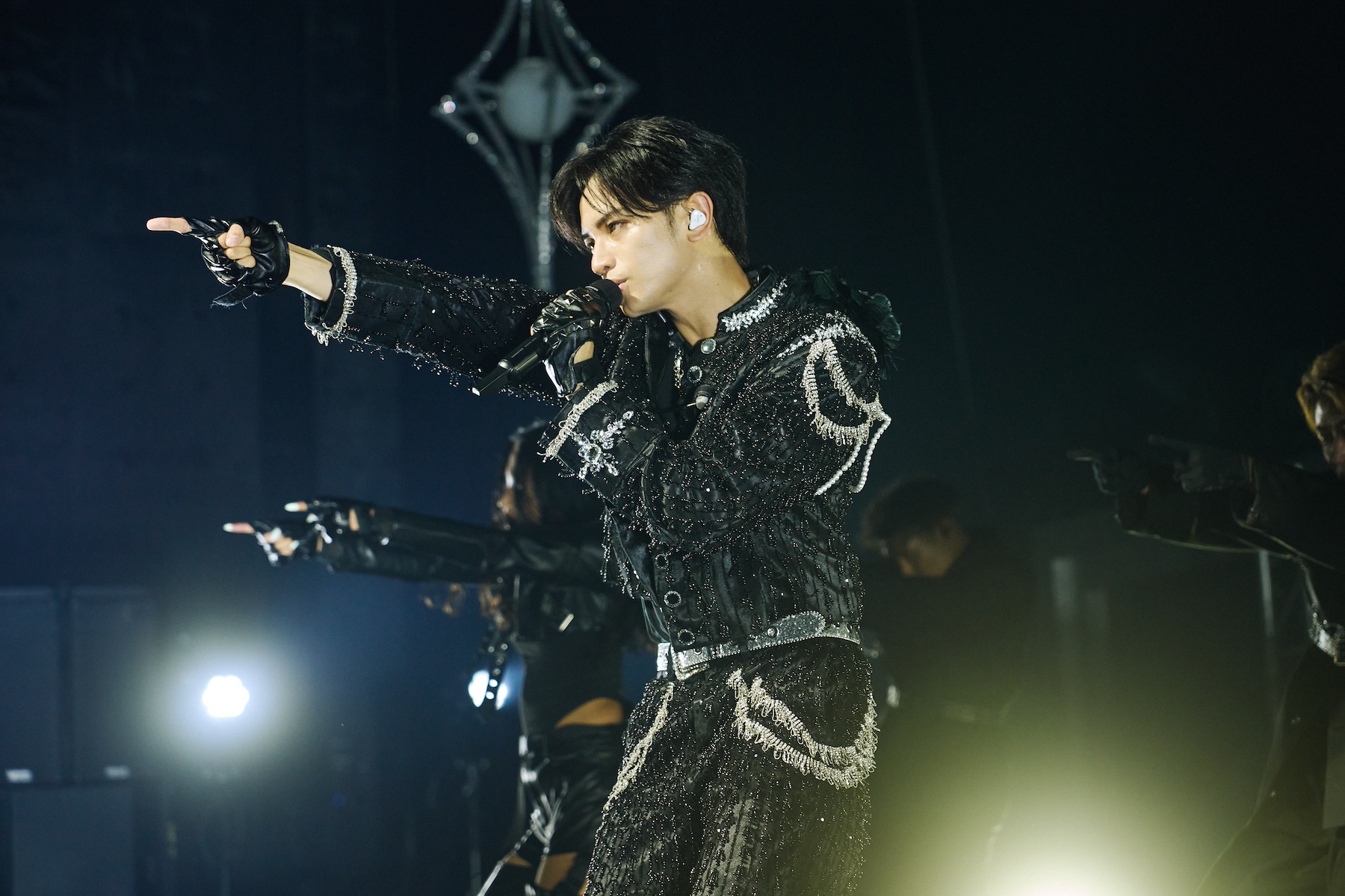 感謝と新たな夢を誓う、万感の初海外公演──中島健⼈・台北ライブレポート！