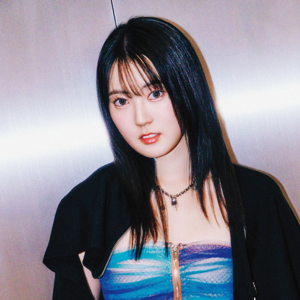 Z世代を中心に人気の冨岡愛「みんなの心の小さな叫びに音楽で寄り添えたらいいな」