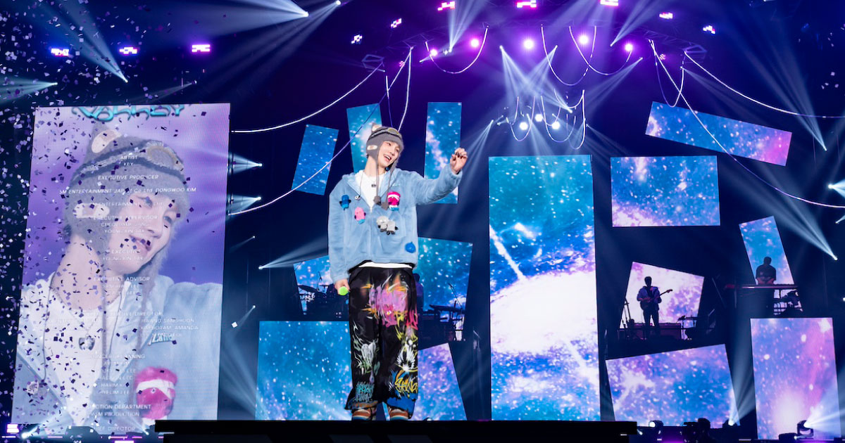 ポップで不気味な圧巻パフォーマンスで会場を魅了！ SHINee・KEY、約1