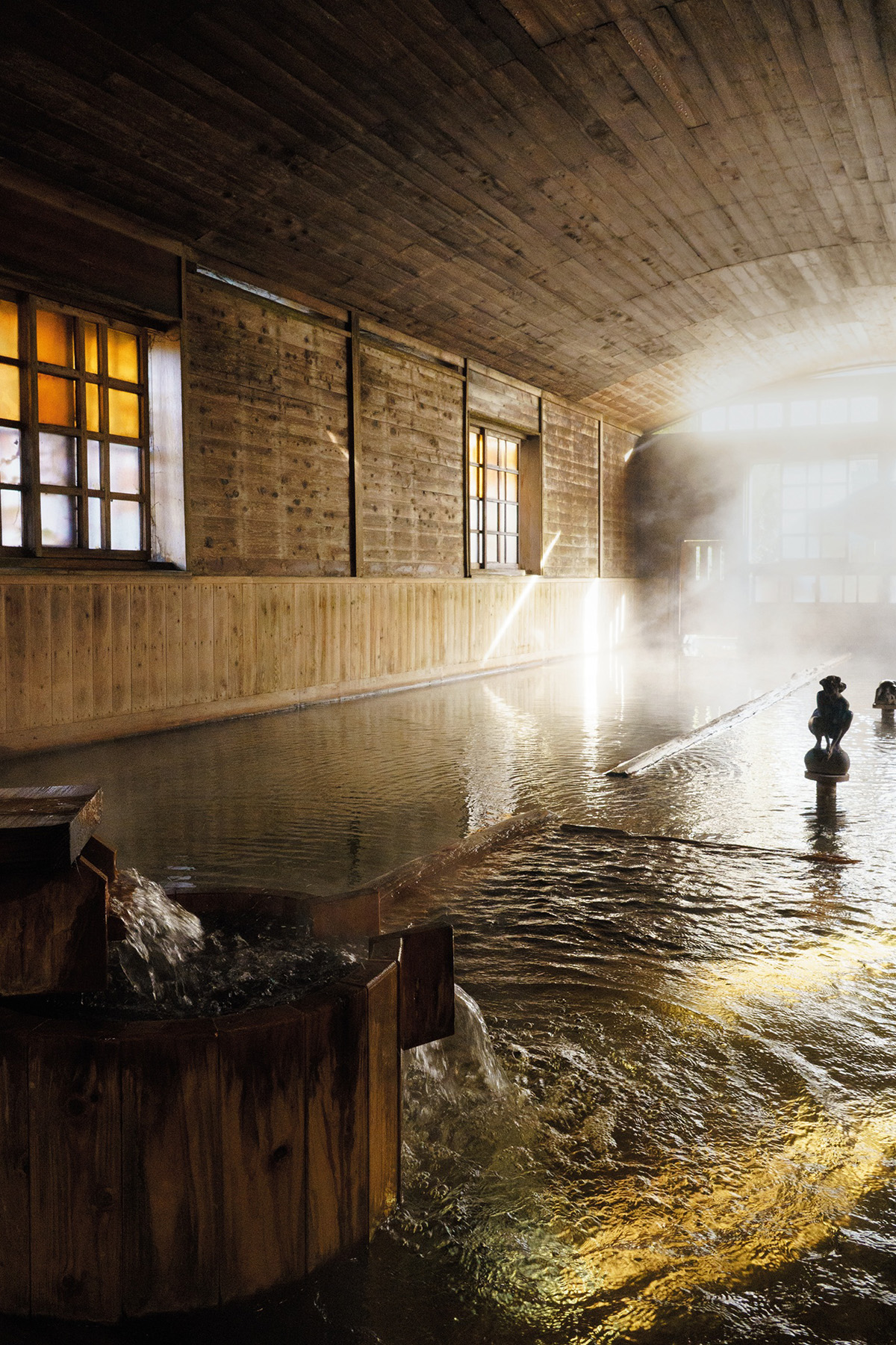 【下田温泉】郷愁と新たな文化が混ざり合う、楽しさ溢れる青い海の町