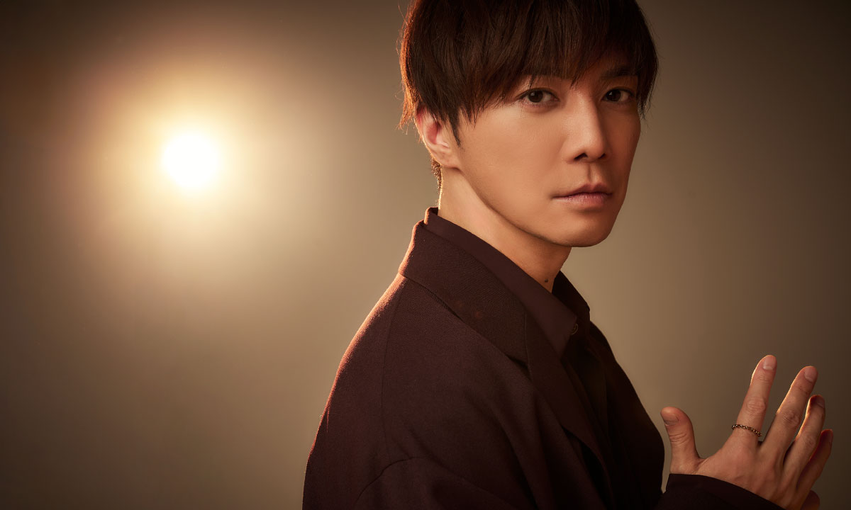 成宮寛貴、運命的な出会いと表現の楽しさを追い求めて。 12年ぶりの舞台『サド侯爵夫人』に臨む心境は