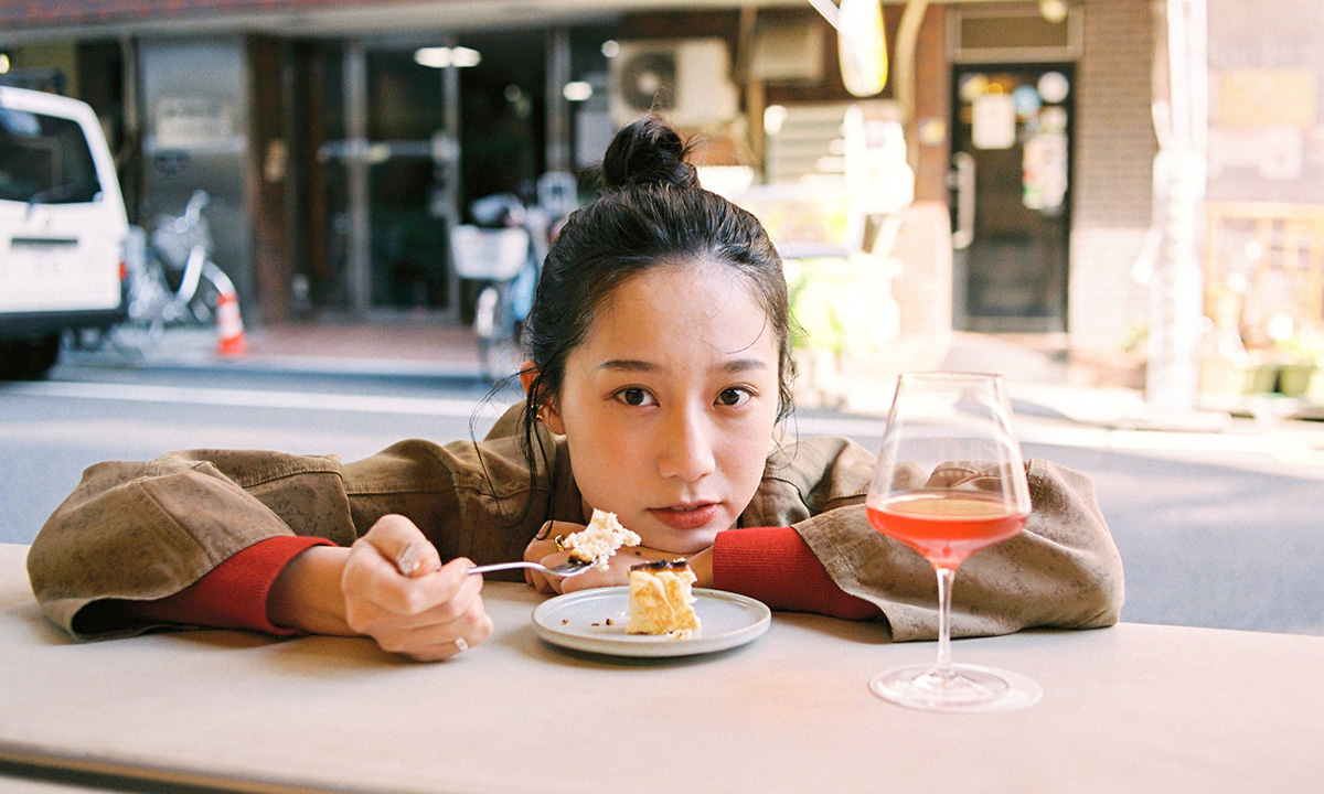 チーズケーキとペアリングビール、絶品ラム肉、締めシューマイを満喫する、春うらら♡ハシゴ酒｜なかしーの山手線一周呑み・御徒町編