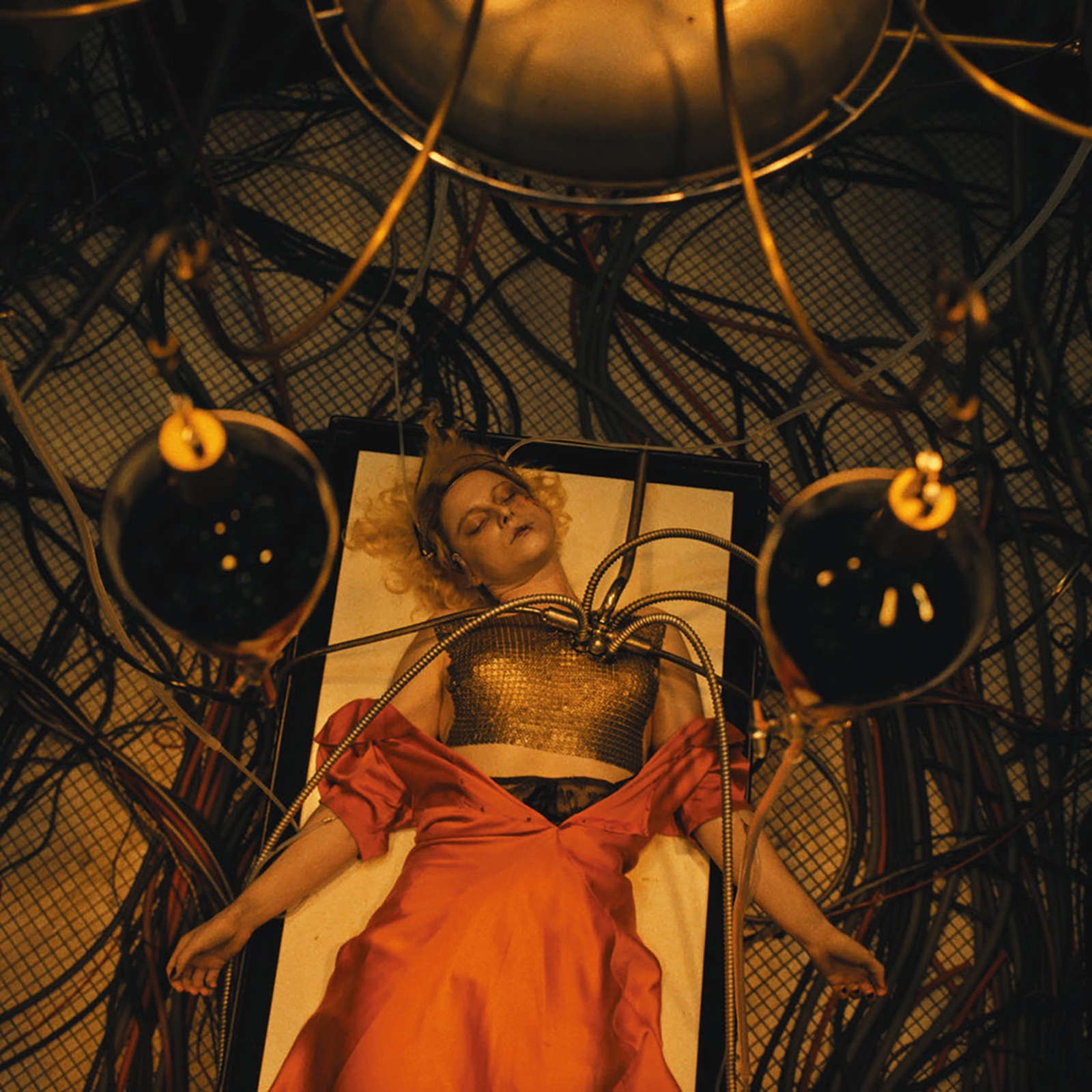 時代に反旗を翻せ！ あの花嫁が覚醒する！ 映画『ザ・ブライド！』