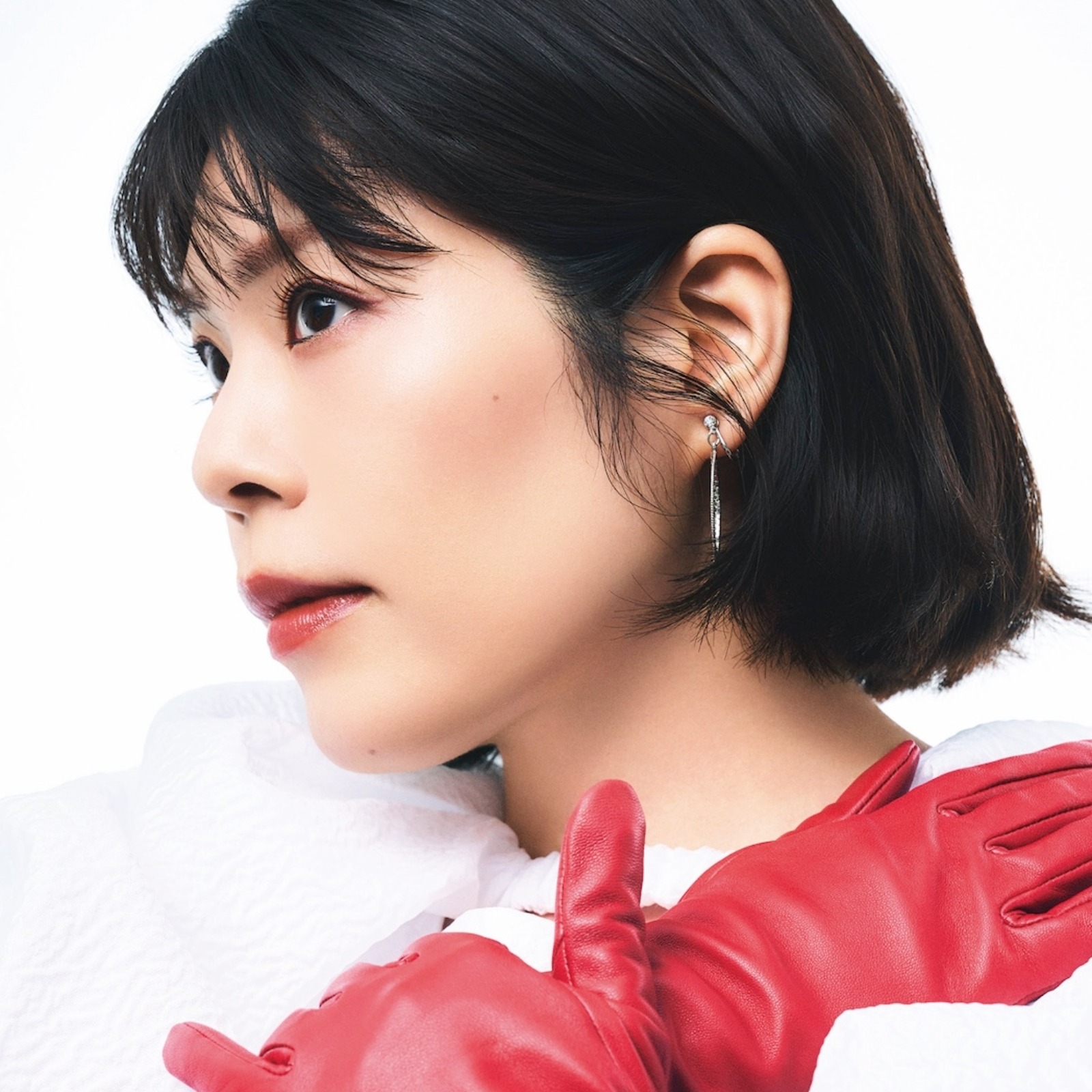 カーネーション・吉田結衣「バイトしたての最初の散財は、デパコスでした」｜ #美ジュ-1グランプリ